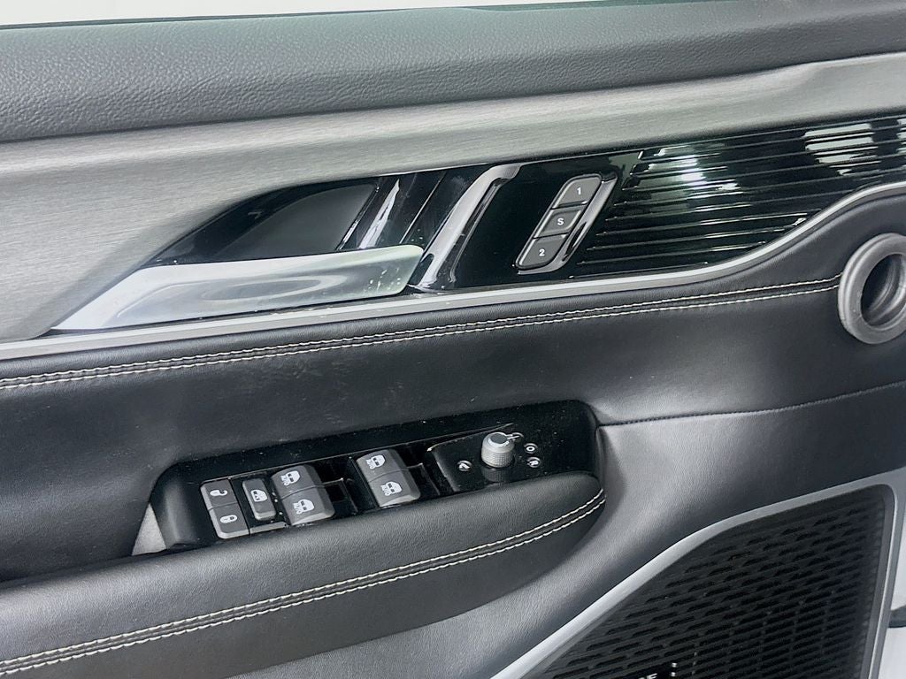 2026 Jeep Grand Wagoneer Upland