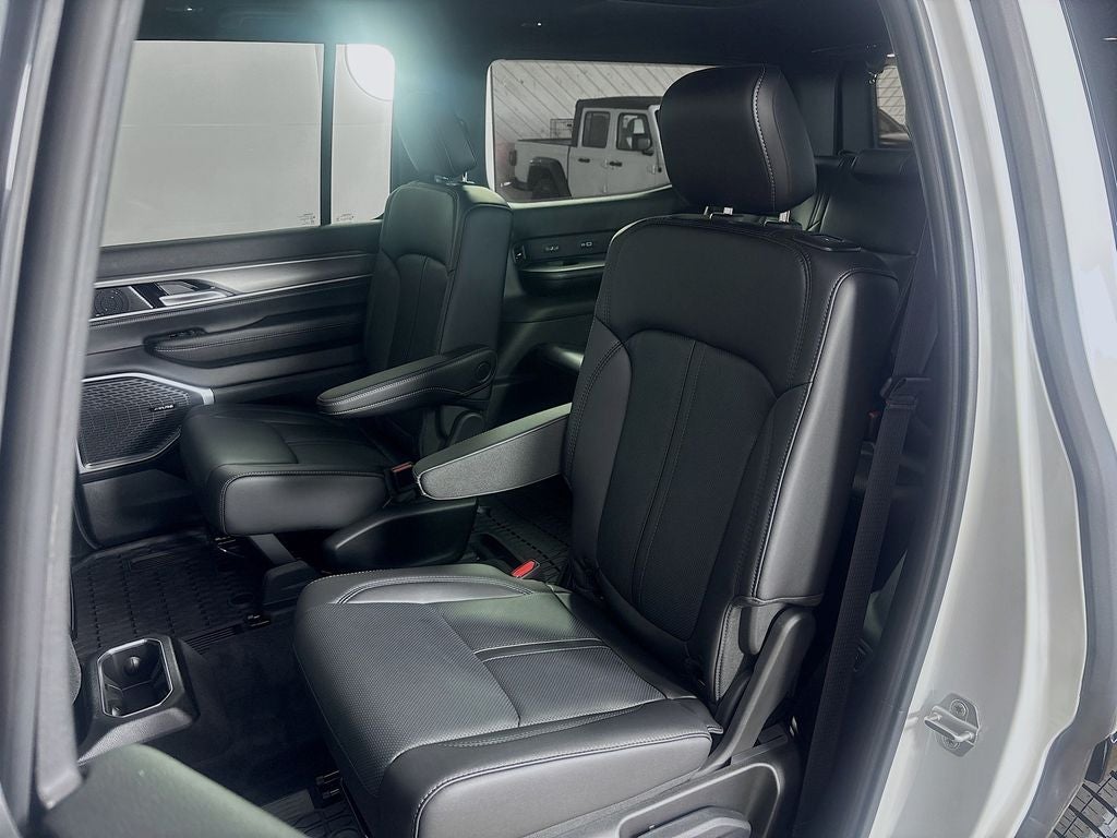 2026 Jeep Grand Wagoneer Upland