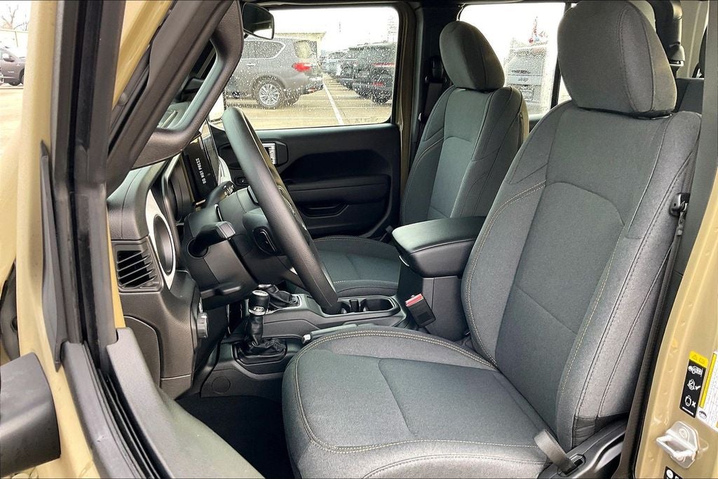 2026 Jeep Gladiator Sport