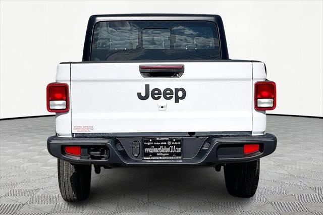 2026 Jeep Gladiator Sport photo 4