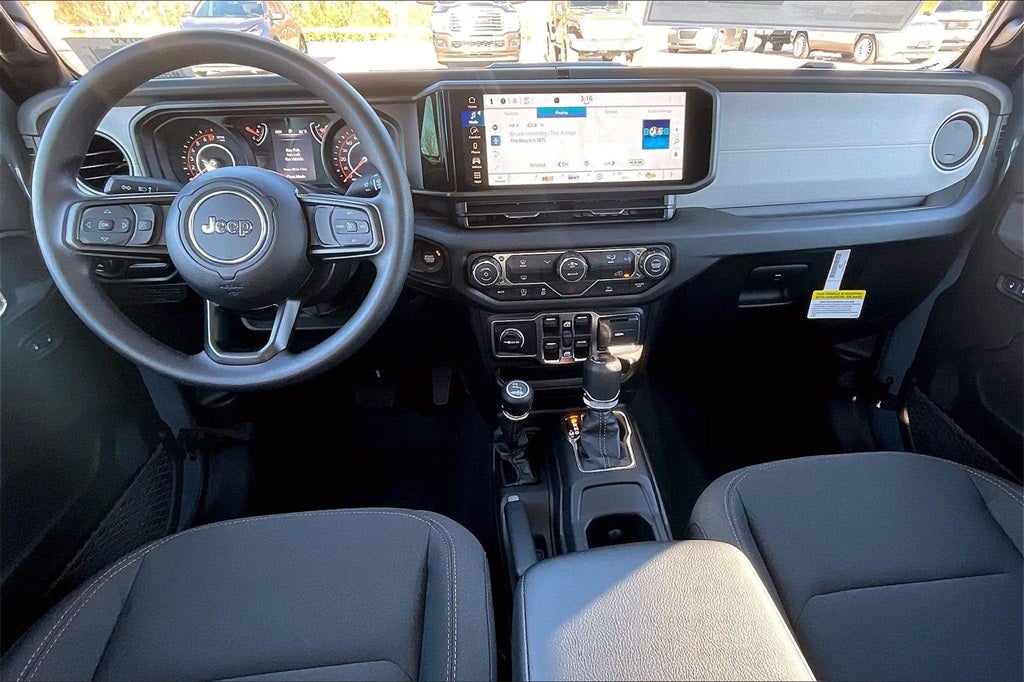 2026 Jeep Gladiator Sport