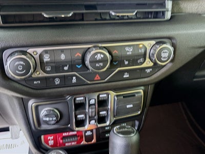 2026 Jeep Gladiator Base