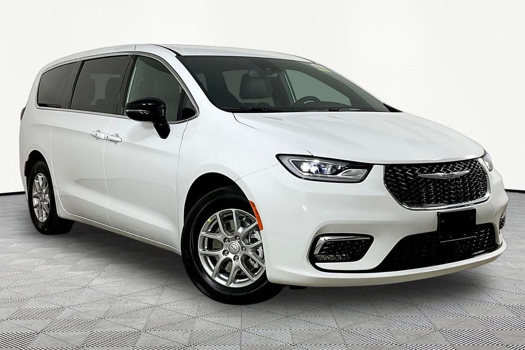 2026 Chrysler Pacifica