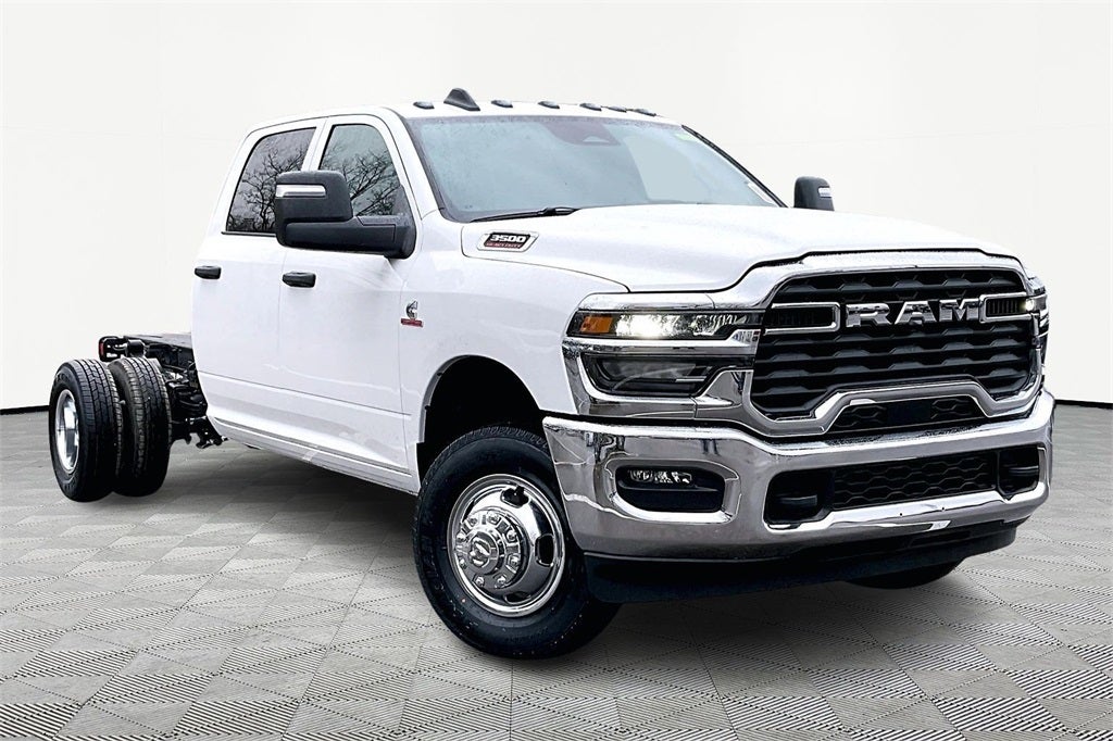 2026 RAM Ram 3500 Chassis Cab Tradesman