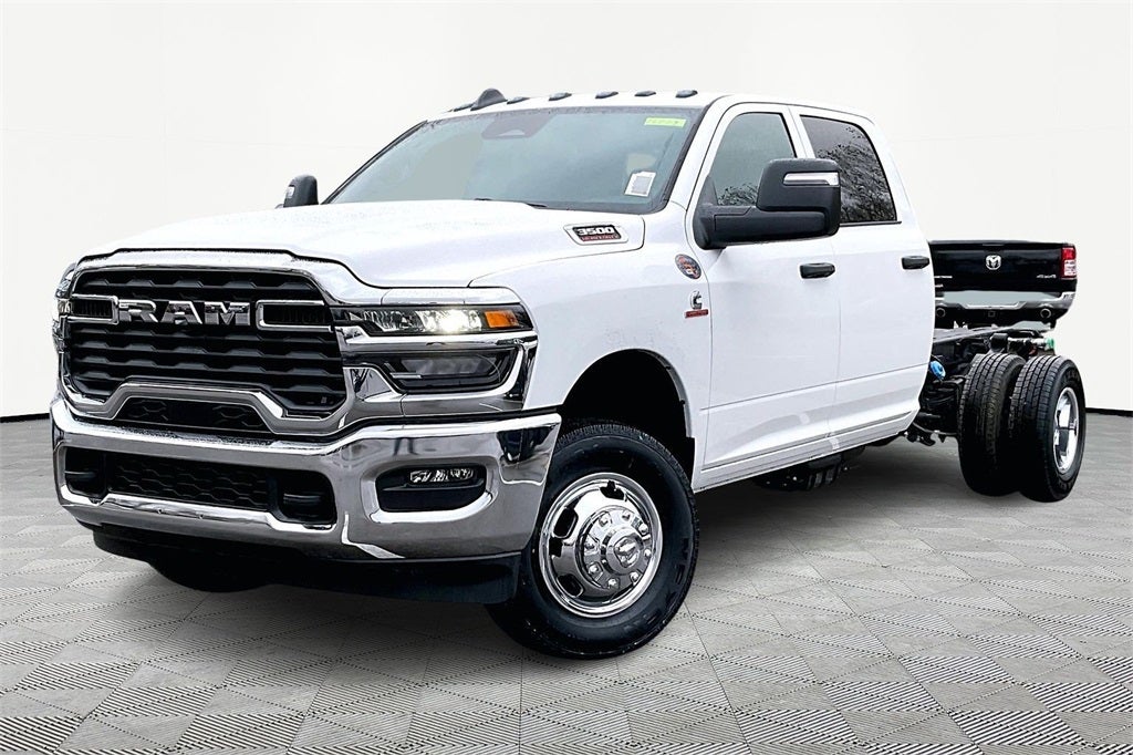 2026 RAM Ram 3500 Chassis Cab Tradesman