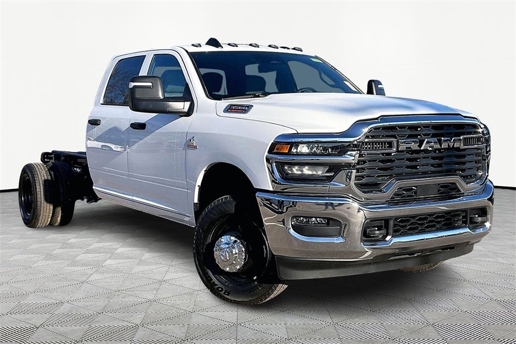 2026 RAM Ram 3500 Chassis Cab Tradesman