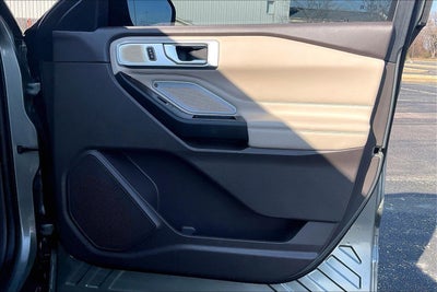 2020 Ford Explorer Platinum