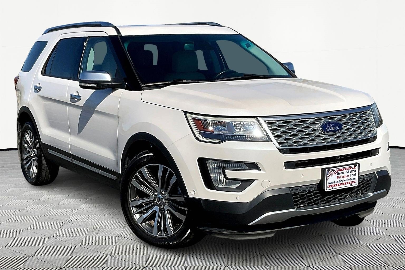 2017 Ford Explorer Platinum