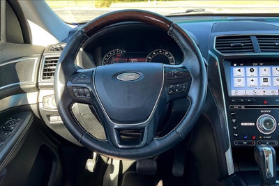 2017 Ford Explorer Platinum