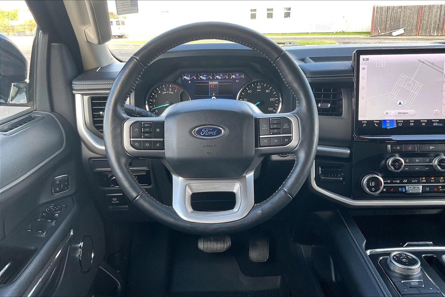 2024 Ford Expedition XLT