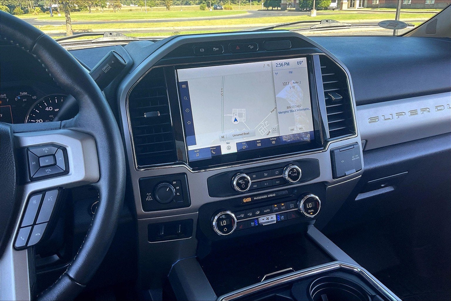 2022 Ford F-250SD Lariat