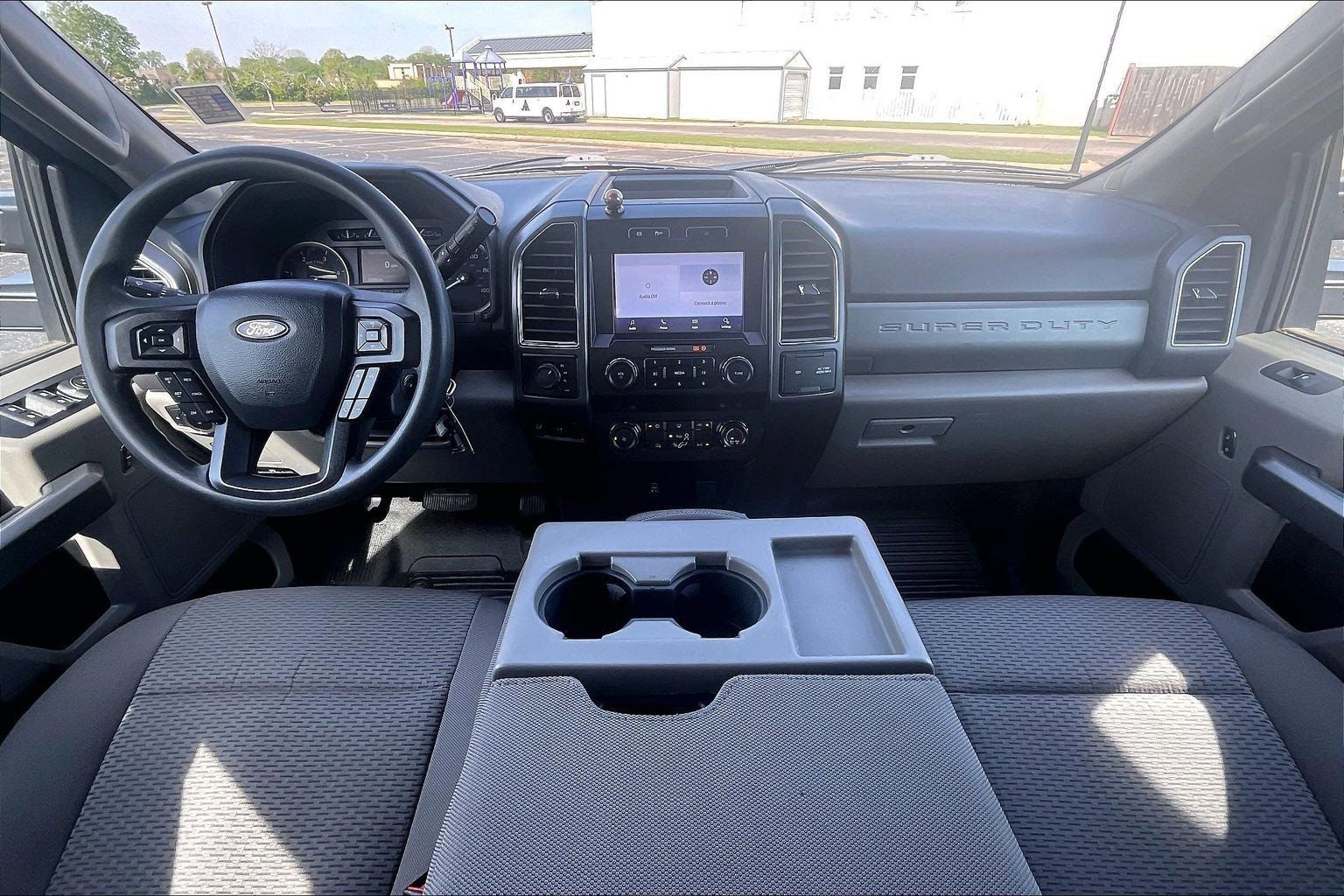 2022 Ford F-350SD XLT DRW