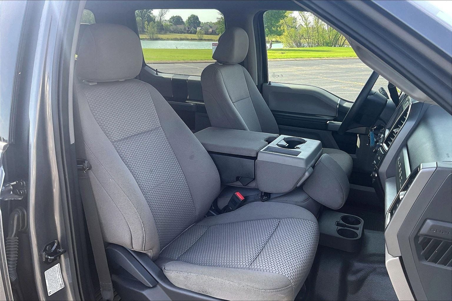 2022 Ford F-350SD XLT DRW