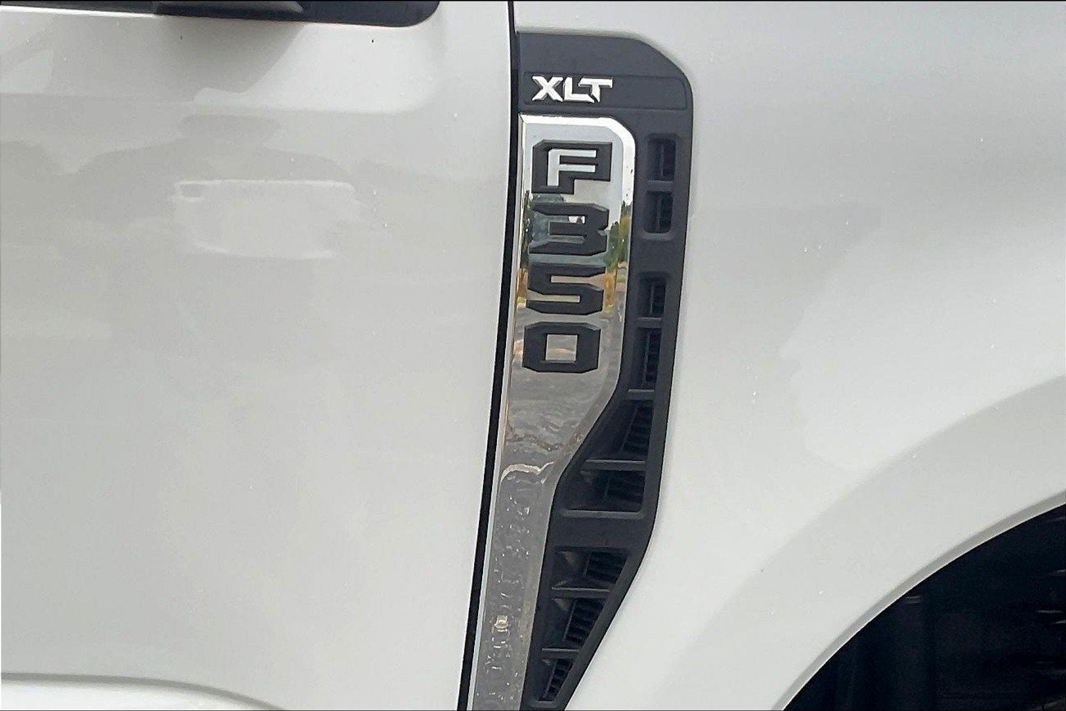 2024 Ford F-350SD XLT DRW