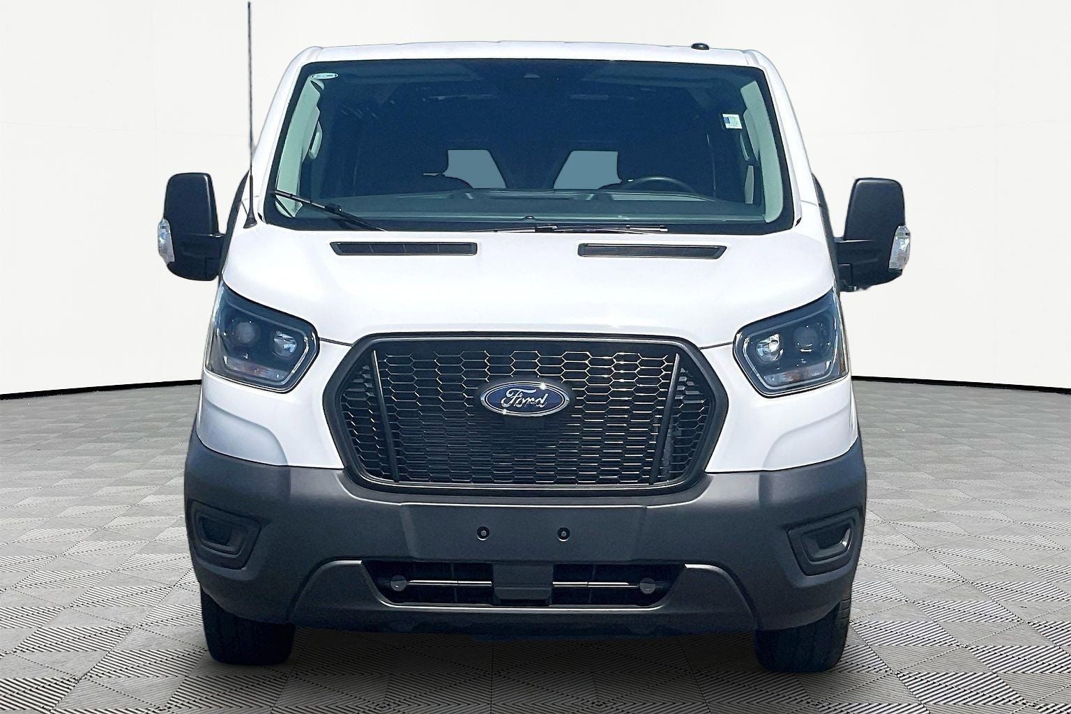 2025 Ford Transit-150 Base