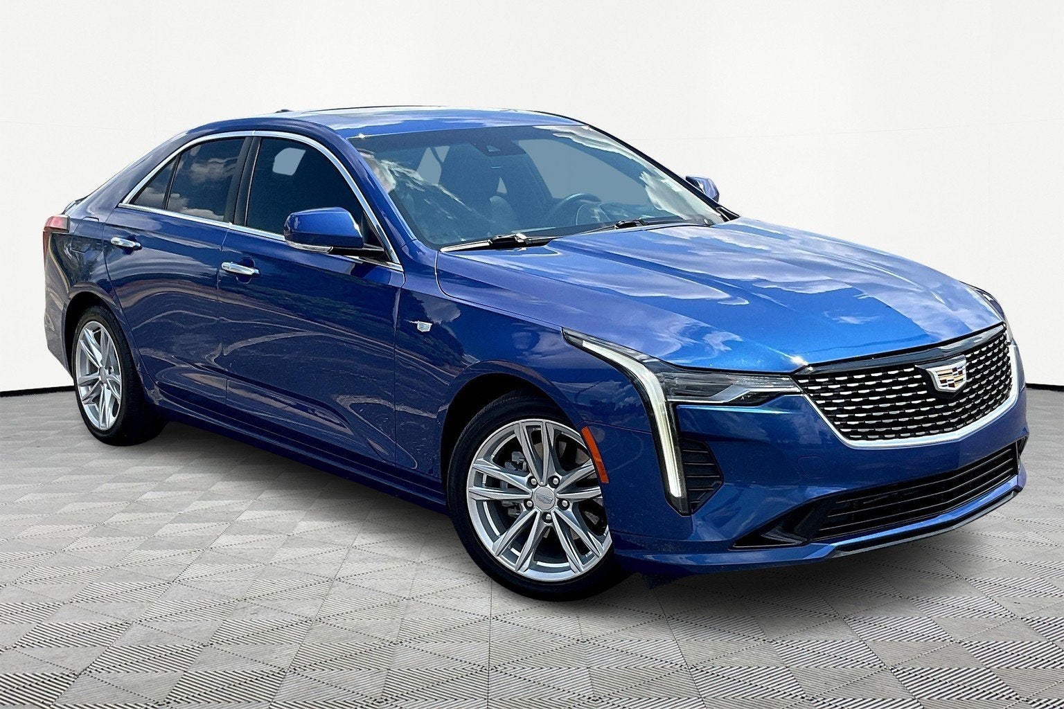 2022 Cadillac CT4 Luxury