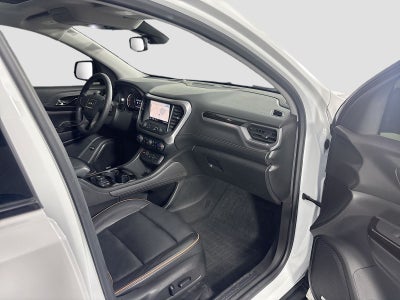 2020 GMC Acadia AT4