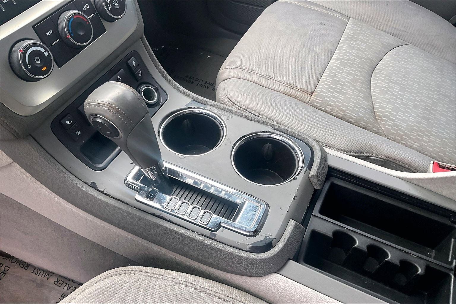 2013 GMC Acadia SLE-2