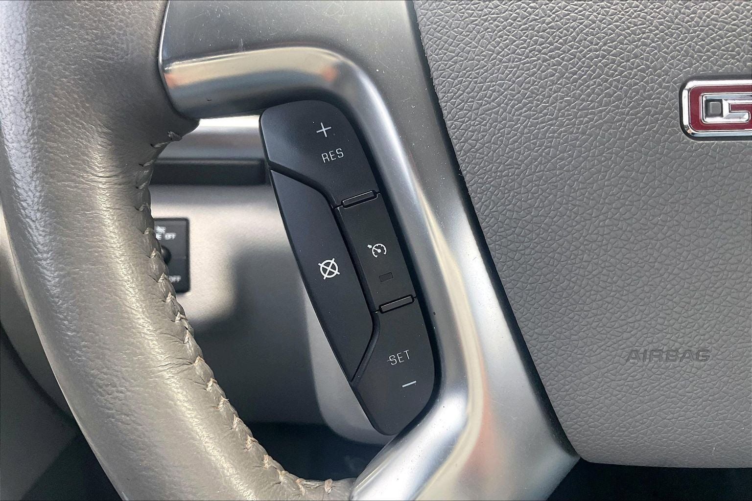 2013 GMC Acadia SLE-2