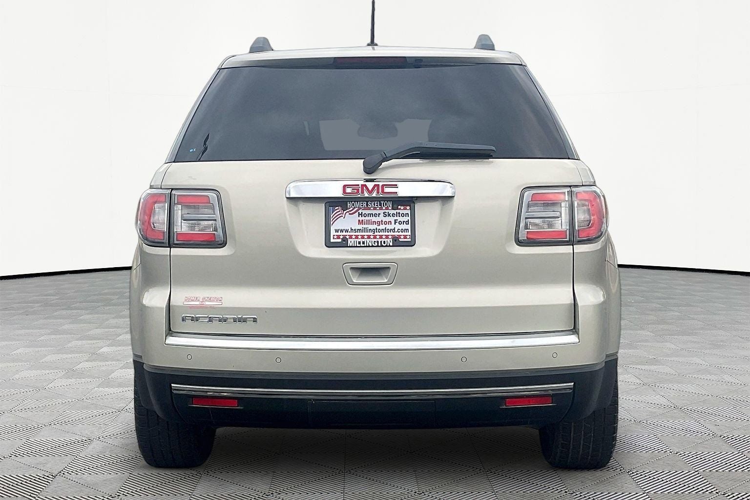 2013 GMC Acadia SLE-2
