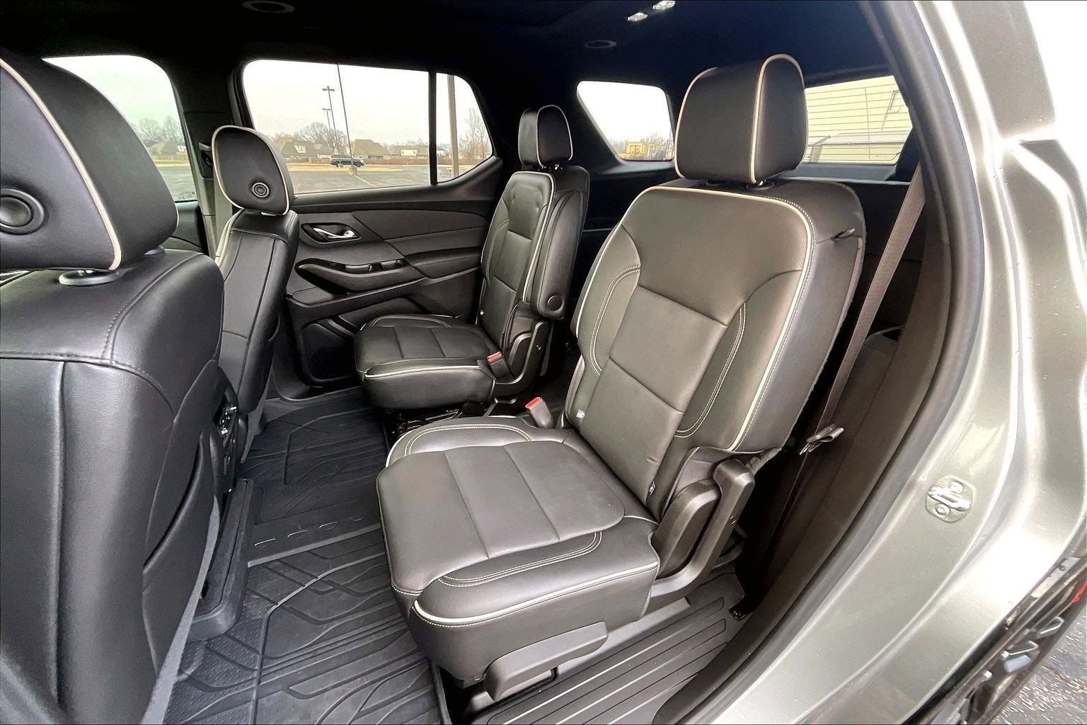 2024 Chevrolet Traverse Limited Premier