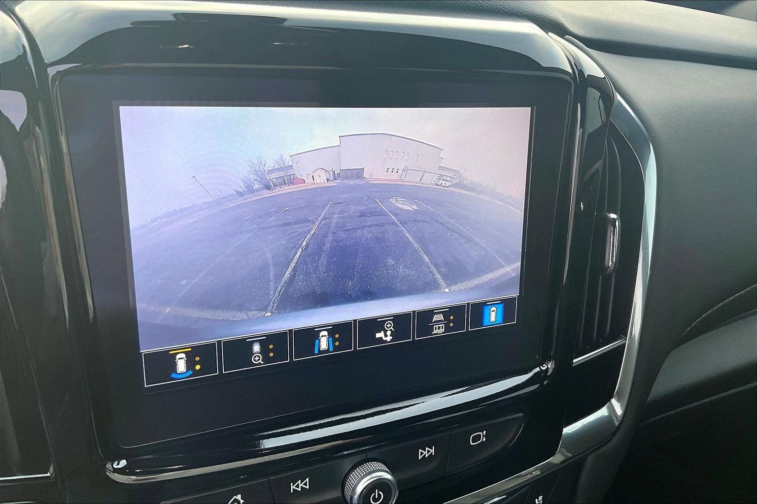 2024 Chevrolet Traverse Limited Premier