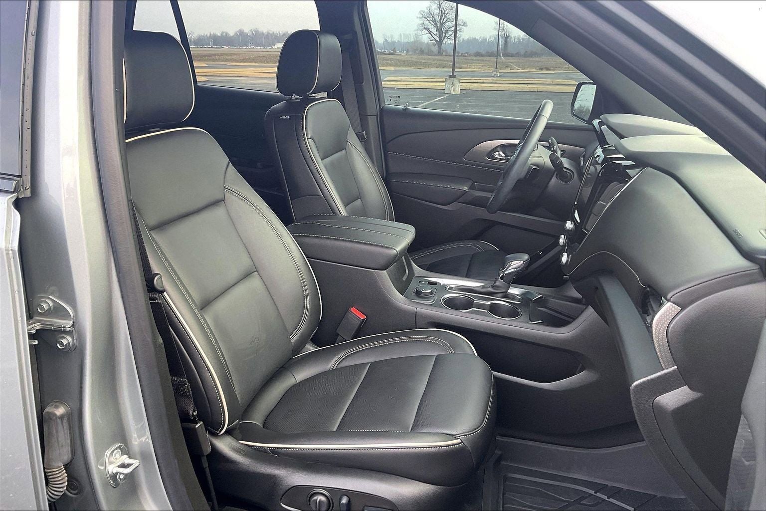 2024 Chevrolet Traverse Limited Premier