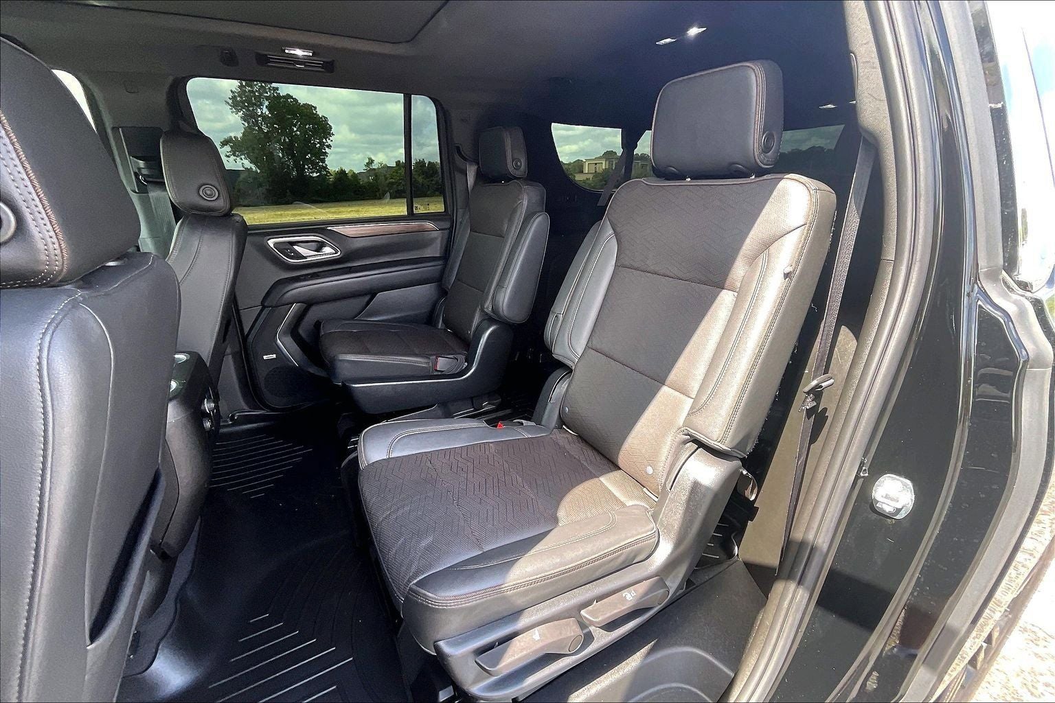 2022 Chevrolet Suburban High Country