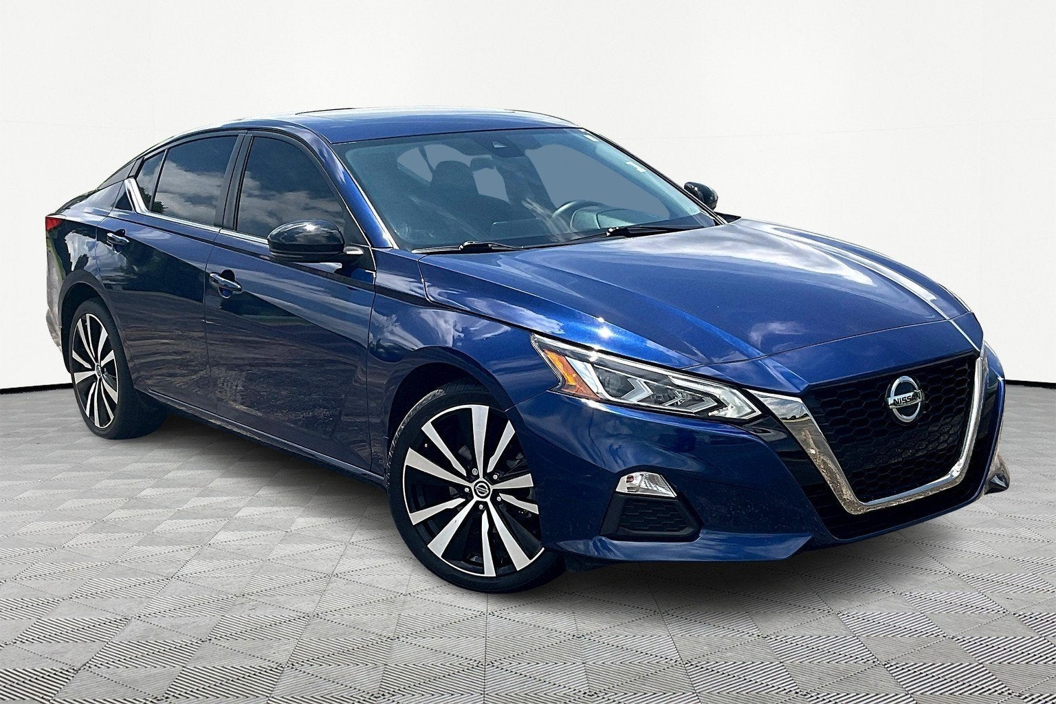 2021 Nissan Altima 2.5 SR