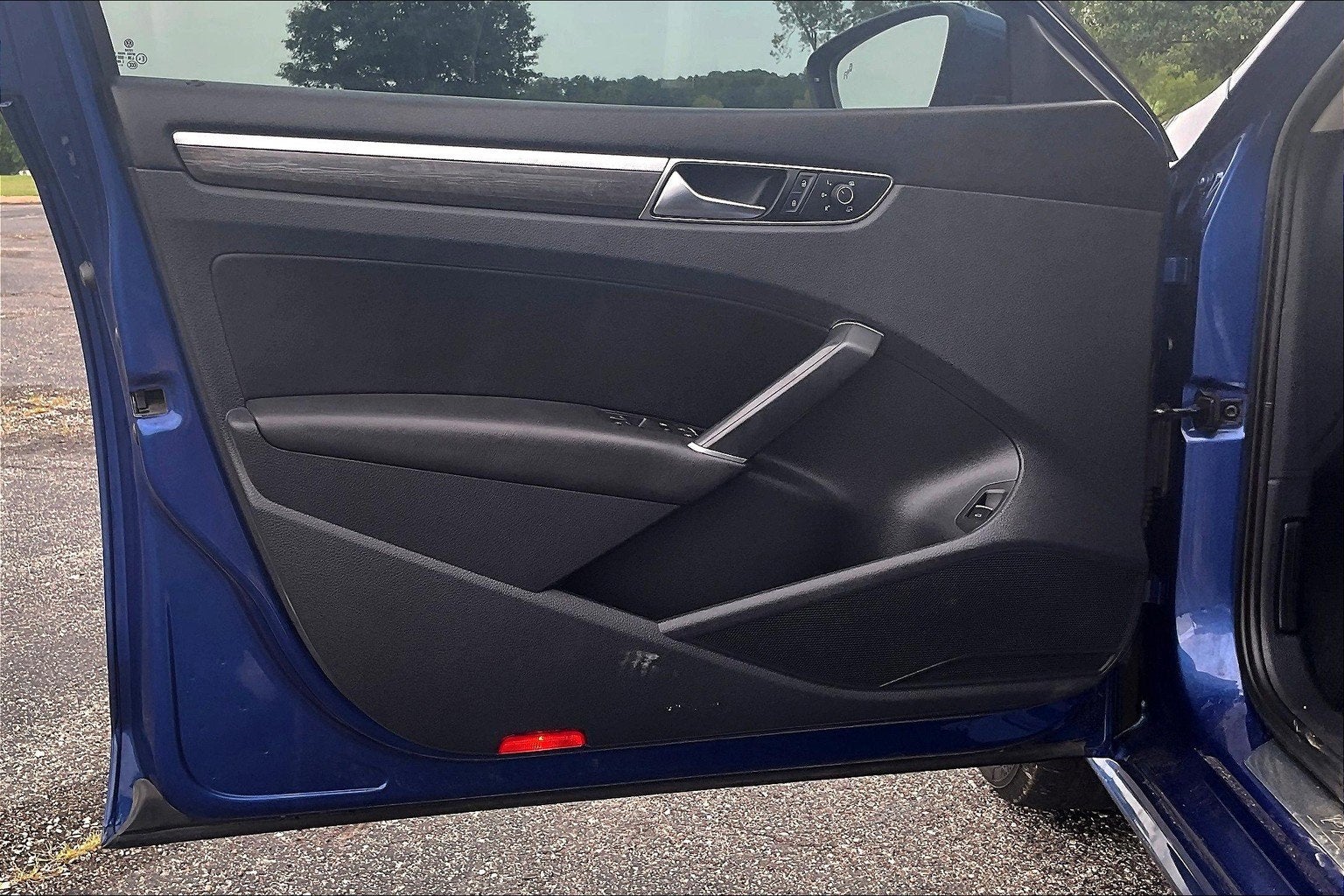 2017 Volkswagen Passat SEL Premium