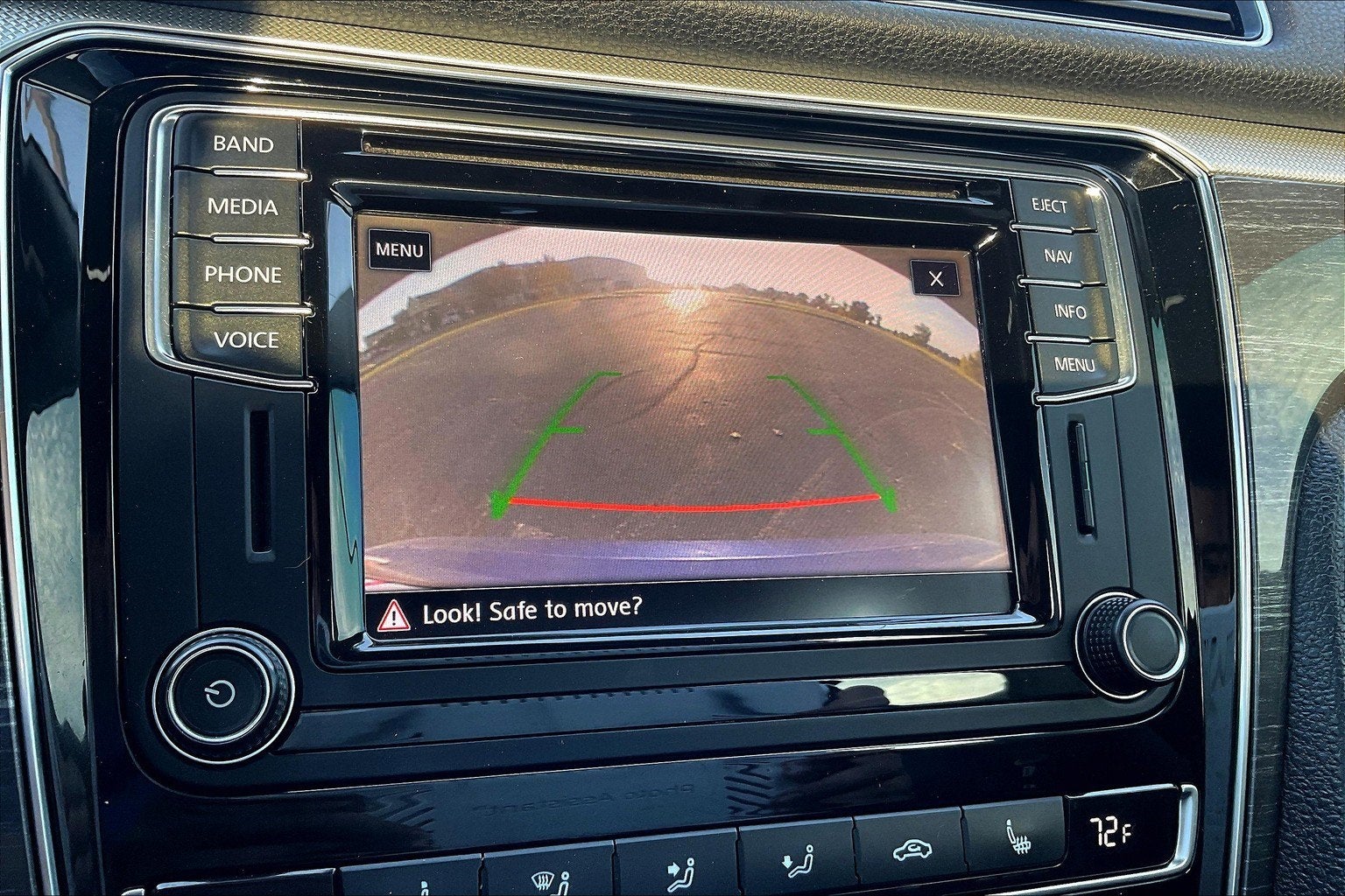 2017 Volkswagen Passat SEL Premium