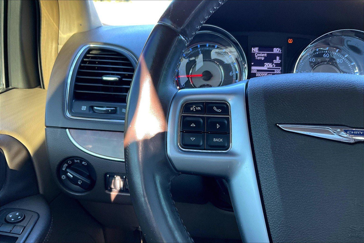 2012 Chrysler Town & Country Touring