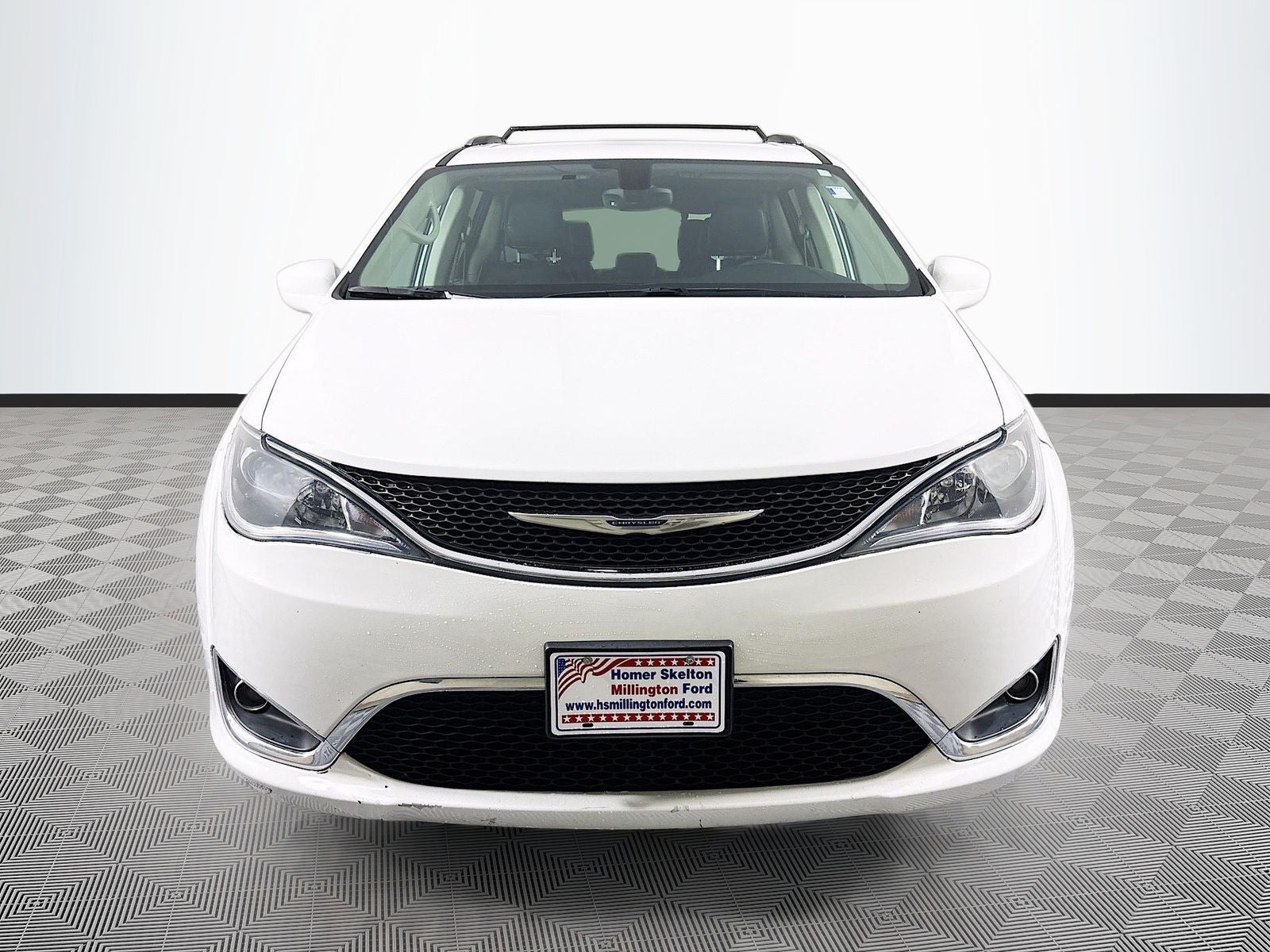2017 Chrysler Pacifica Touring L Plus