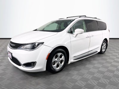 2017 Chrysler Pacifica Touring L Plus