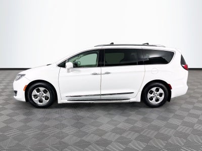 2017 Chrysler Pacifica Touring L Plus