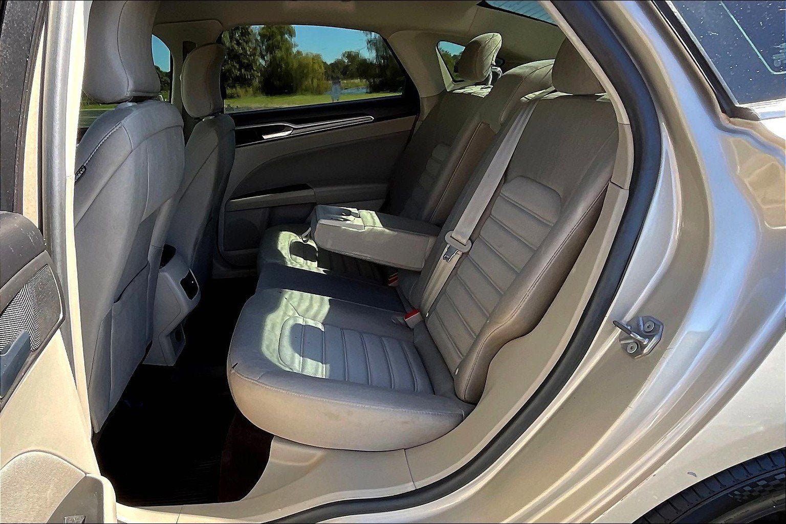 2019 Ford Fusion Hybrid SE