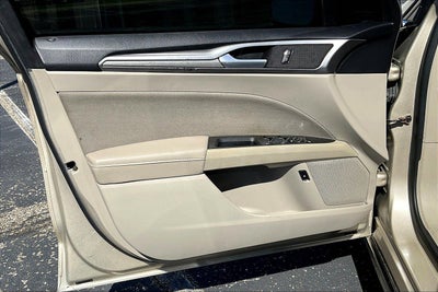 2019 Ford Fusion Hybrid SE