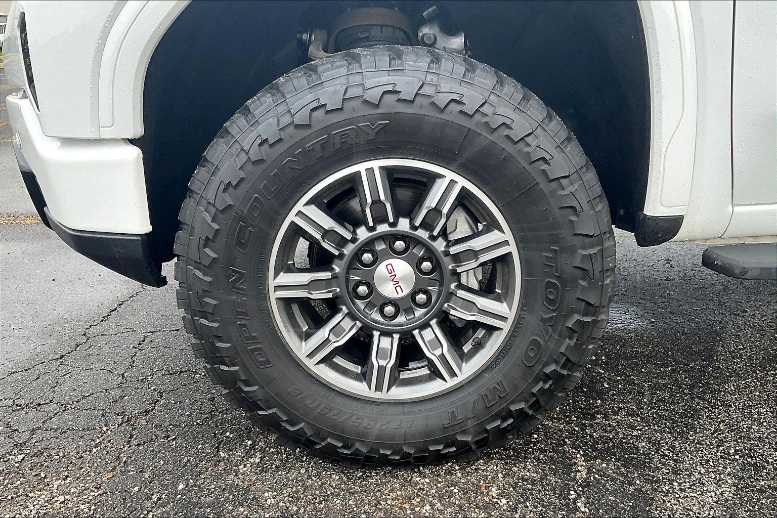 2024 GMC Sierra 1500 AT4