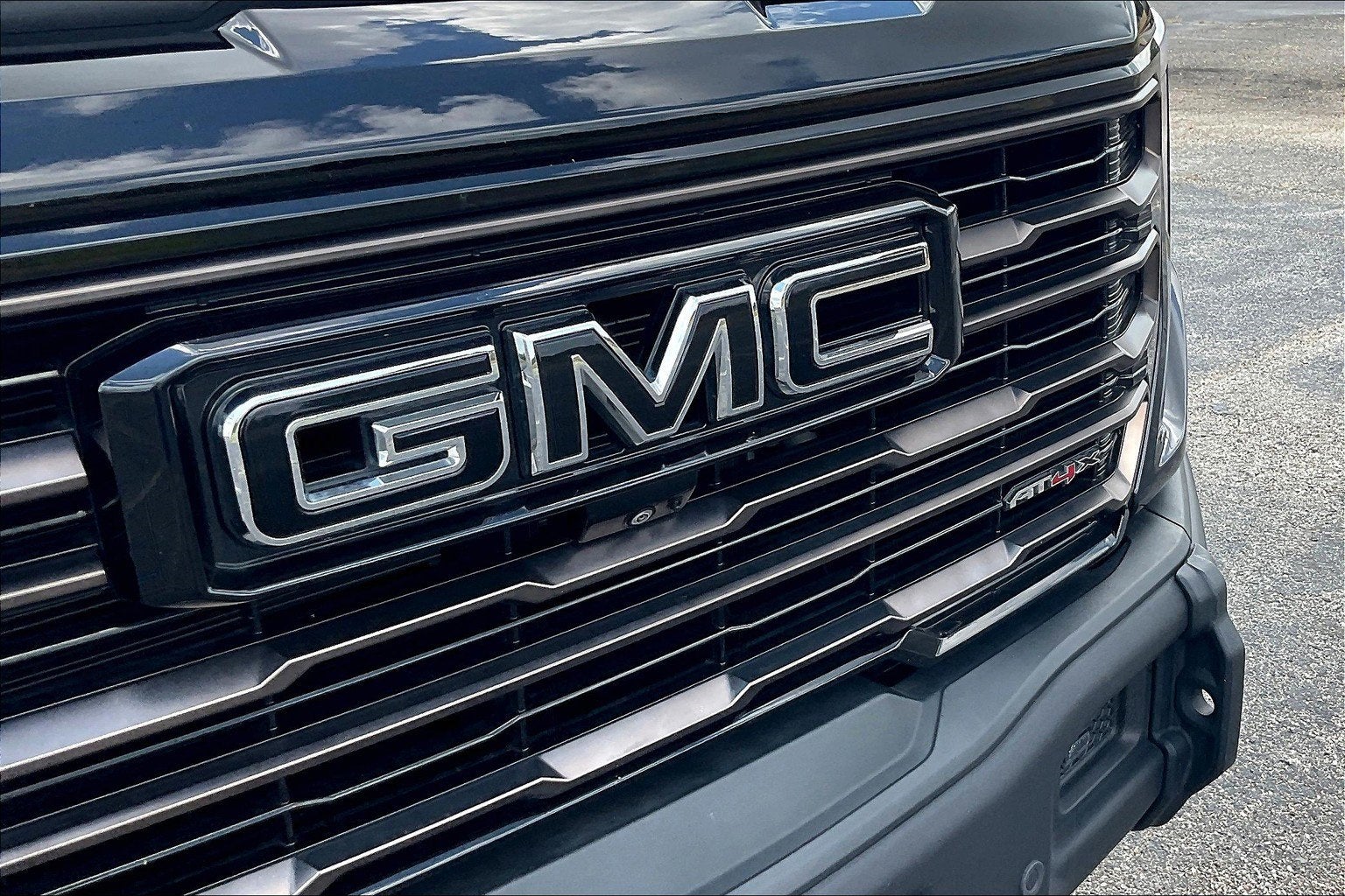 2023 GMC Sierra 1500 AT4X