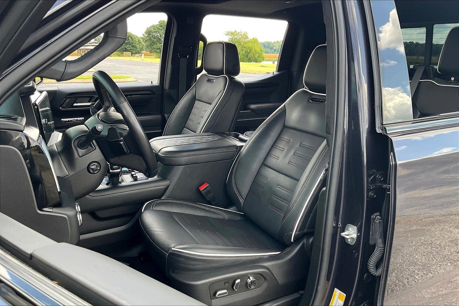 2023 GMC Sierra 1500 AT4X