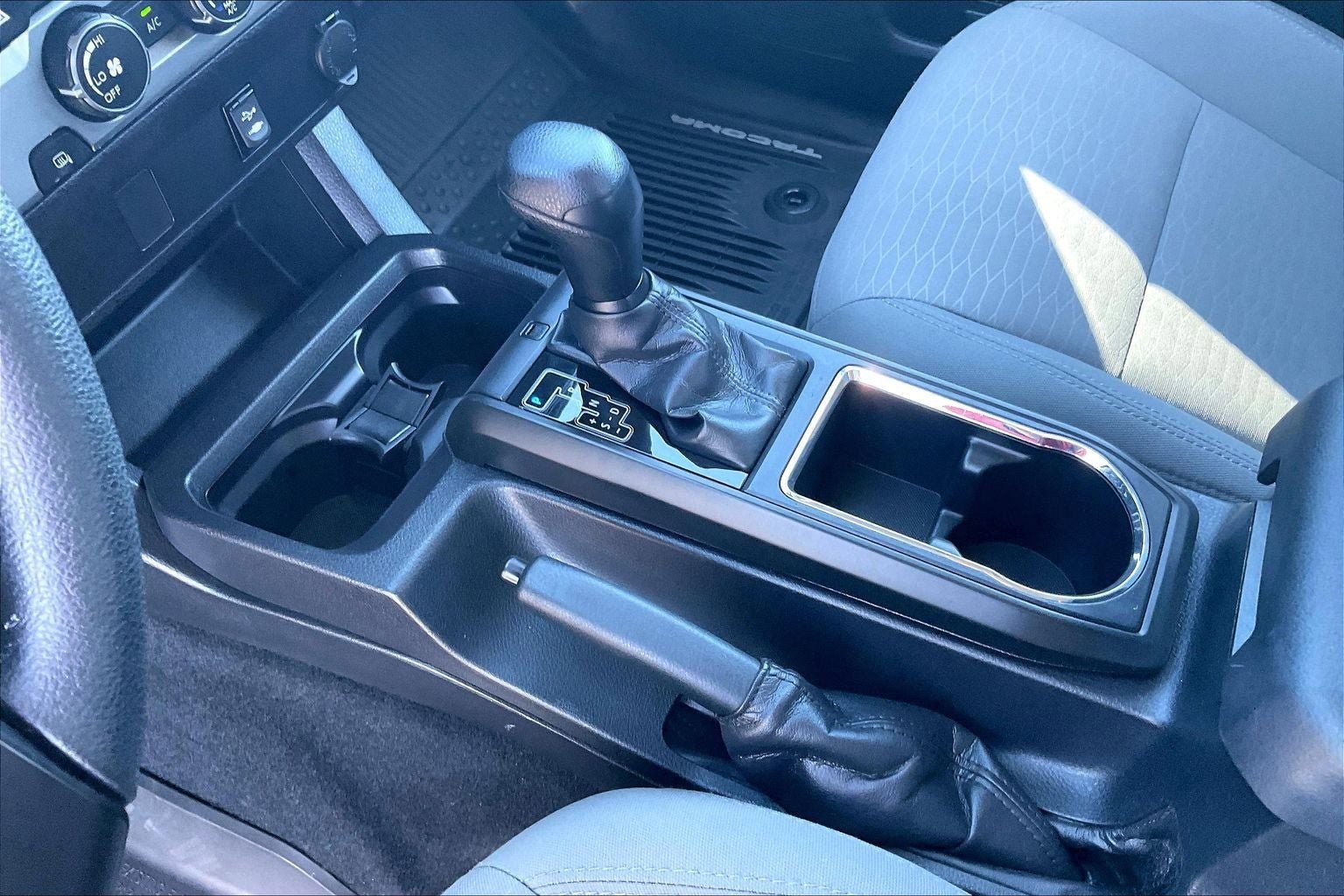 2019 Toyota Tacoma SR