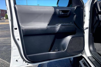 2019 Toyota Tacoma SR