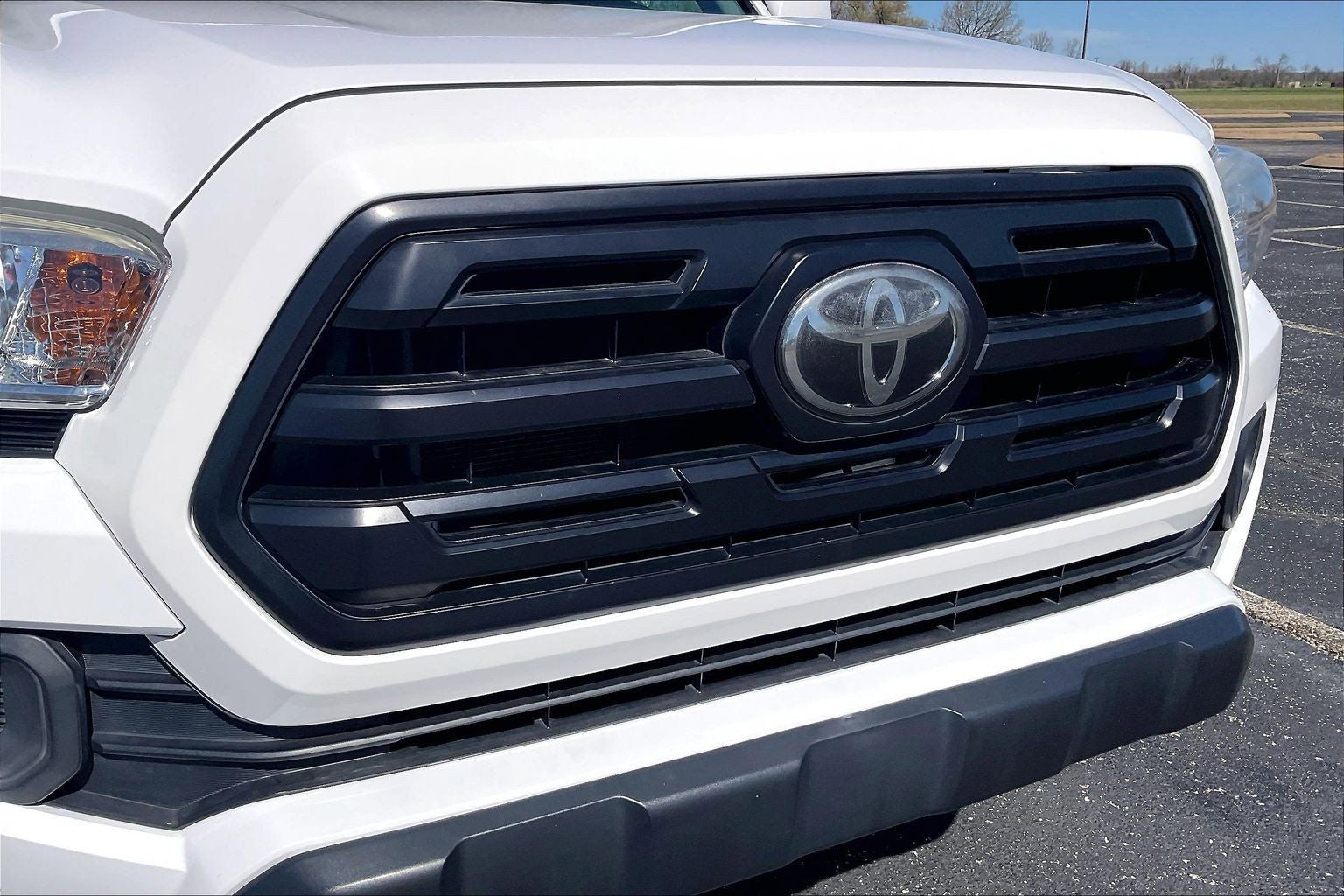 2019 Toyota Tacoma SR