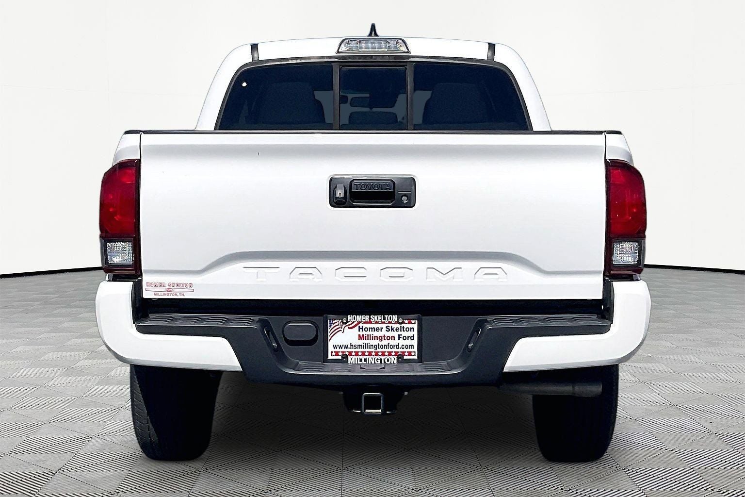 2019 Toyota Tacoma SR