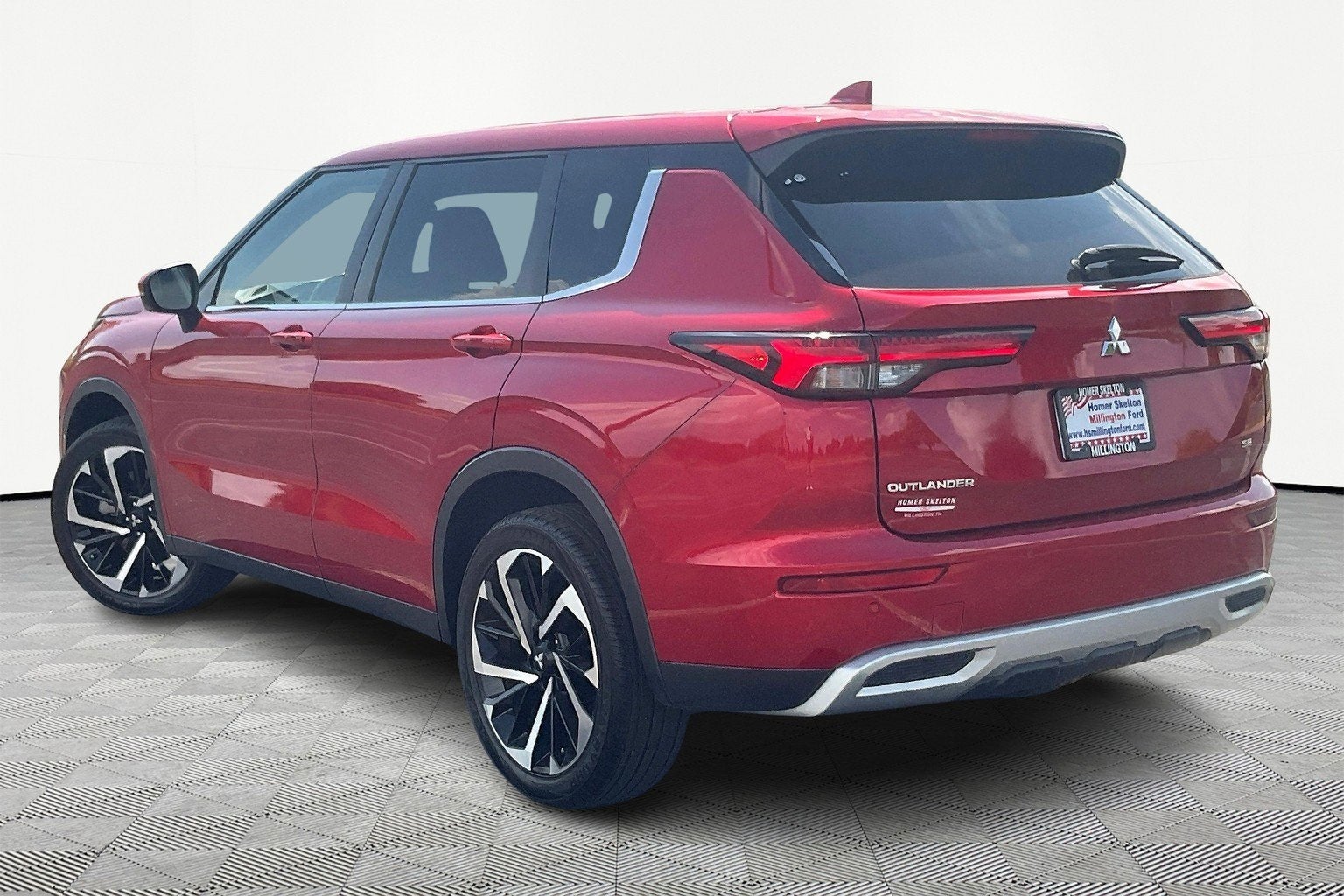 2022 Mitsubishi Outlander SE