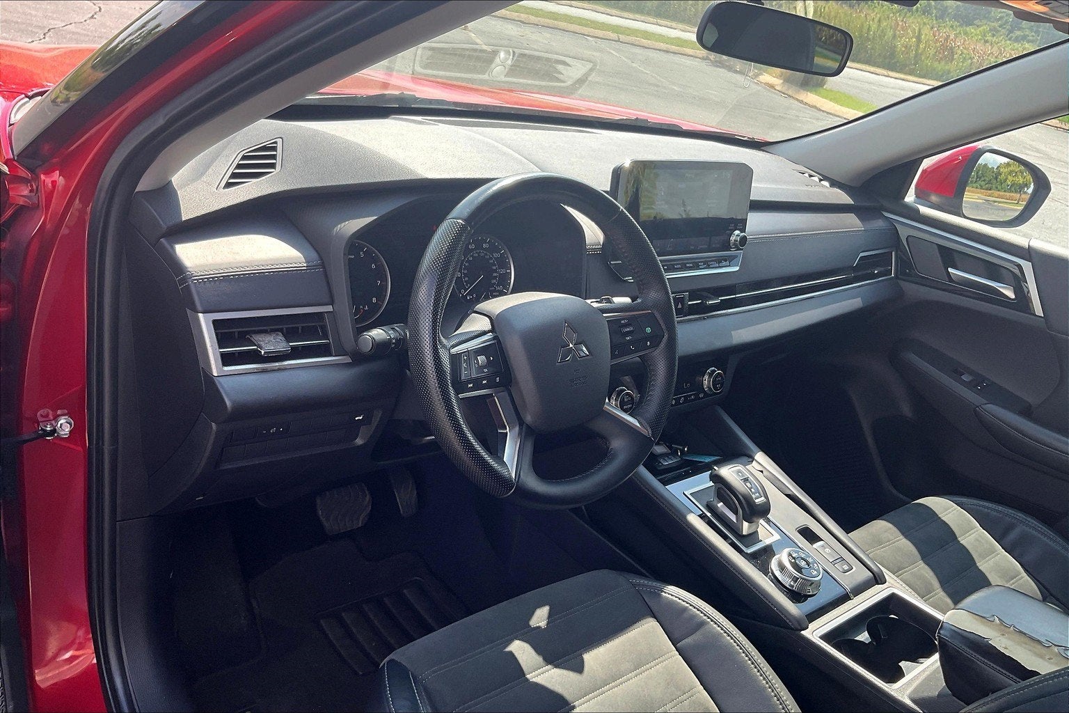 2022 Mitsubishi Outlander SE