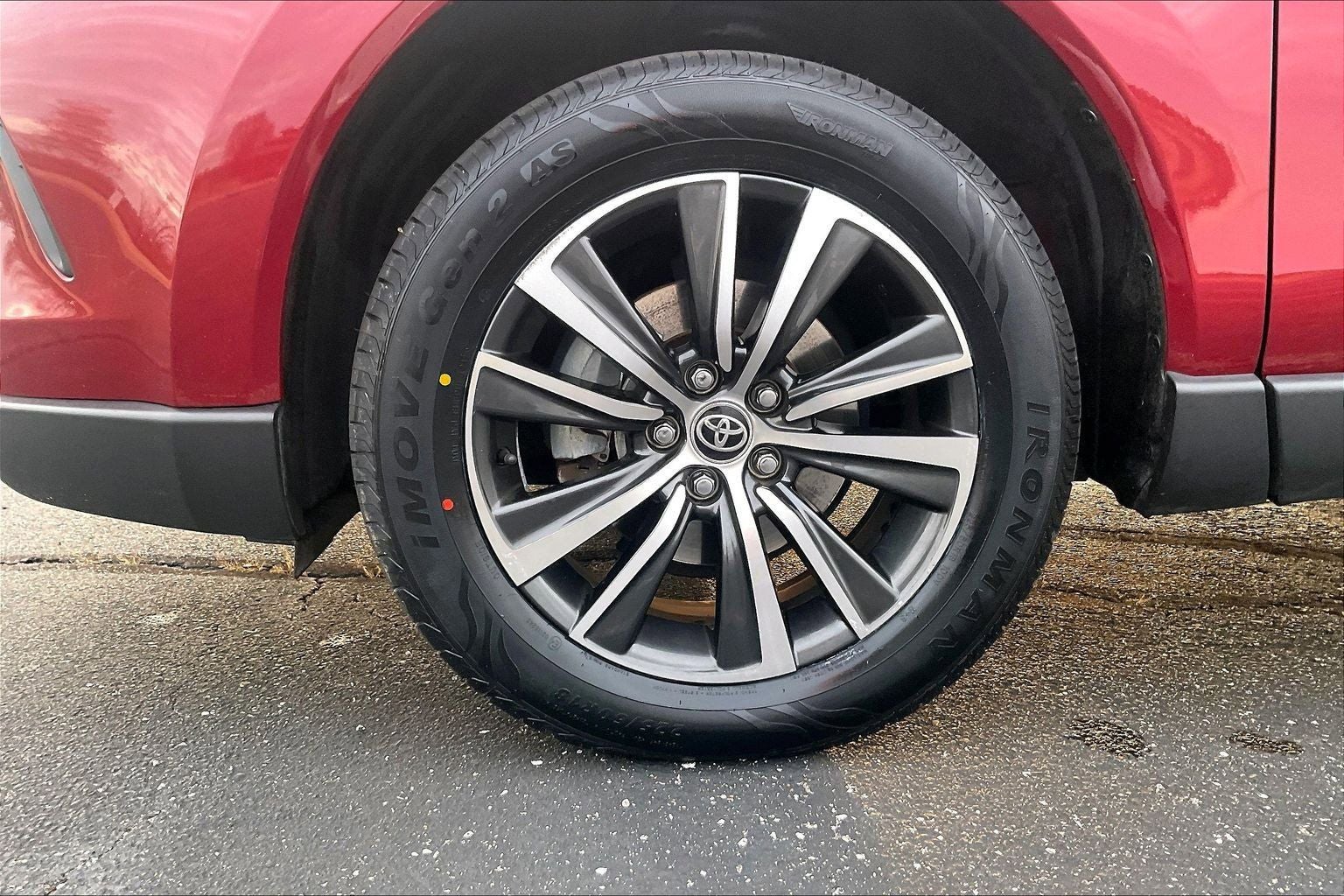 2021 Toyota Venza LE