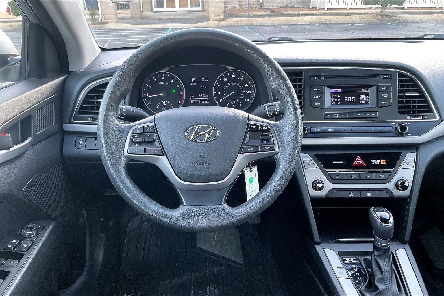 2018 Hyundai Elantra SE