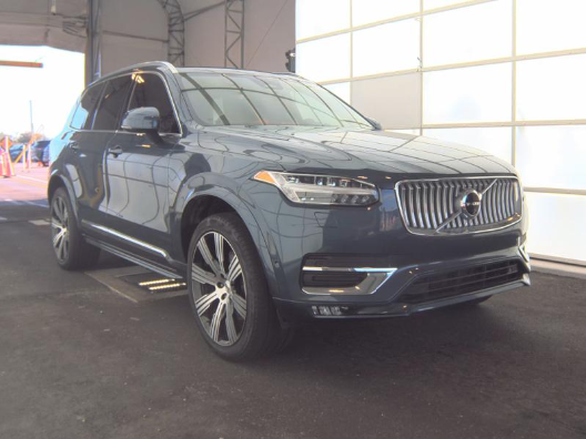 2024 Volvo XC90 B6 Plus Bright Theme