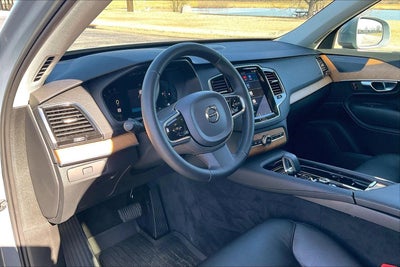 2023 Volvo XC90 B6 Plus 7-Seater